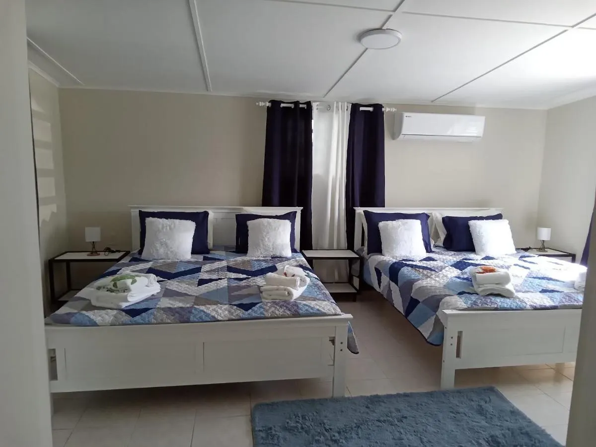 Angola Apartment B Виллемстад